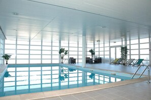 Innenpool, beheizter Pool
