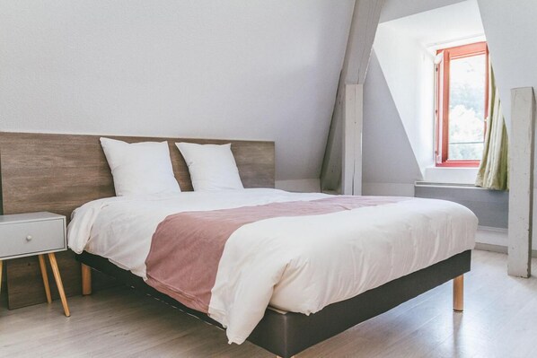 1 多间卧室、免费 WiFi、床单、轮椅无障碍