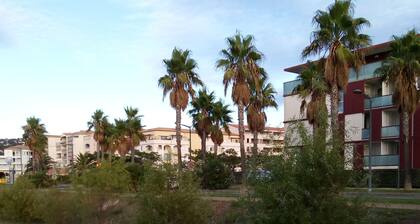Appartement lumineux Ă 4 min Ă pied de la plage