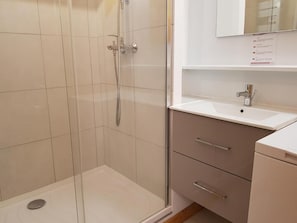 Bathtub
