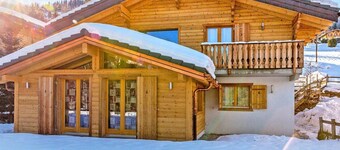 Chalet, sauna, terrace, balcony, fireplace or stove, parking, tv, 155m², La Tzoumaz