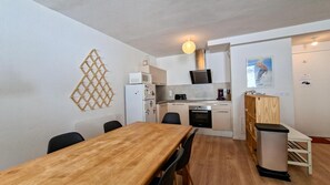 Kjøleskap, ovn og oppvaskmaskin