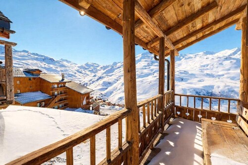 Chalet, 10m from ski slopes, Ground floor, view mountain, fitness, sauna, balcony
