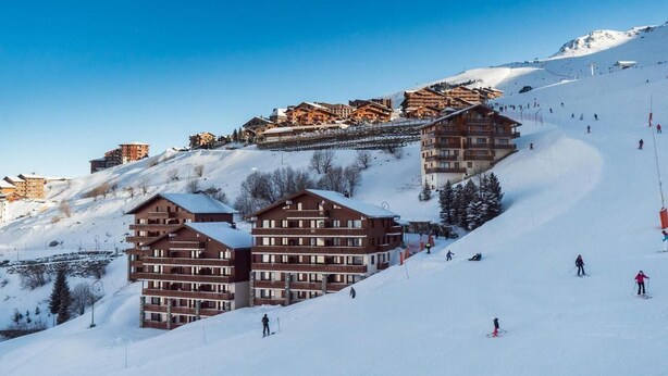 Unclassified image, 1 of 17, button - 10m from ski slopes, floor -3, balcony, tv, ski locker, 35m², Les Menuires (Les Menuires)