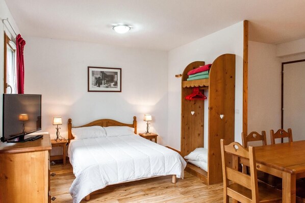 1 bedroom, free WiFi, bed sheets, wheelchair access - Fitness, terrace, balcony, parking, tv, ski locker, 35m², Super Besse (Super Besse)