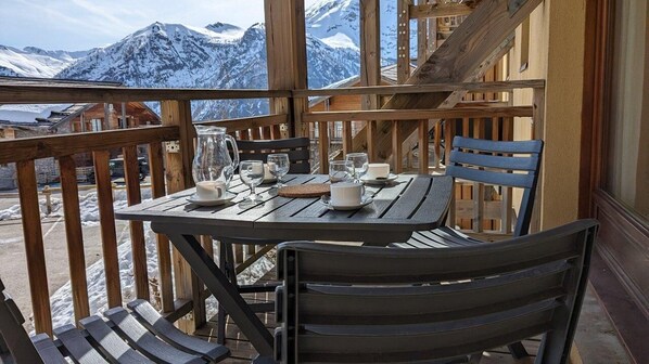 Outdoor dining - 150m from ski slopes, 1st floor, balcony, parking, tv, ski locker, 43m², Orcières Merlette 1850 (Orcières)