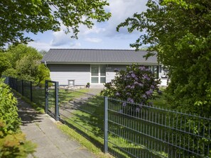 Exterior - House Beachhouse Damp (Ostseebad Damp)