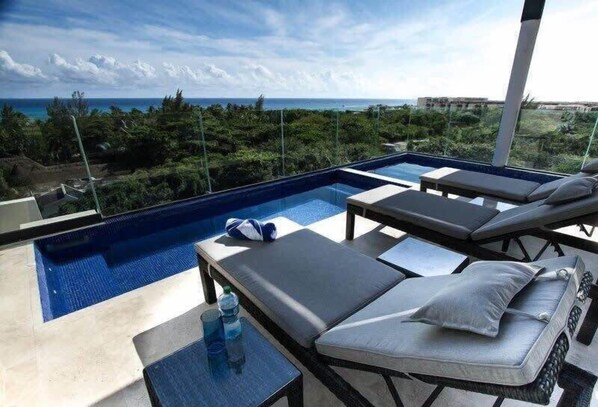 Rooftop Jacuzzi
