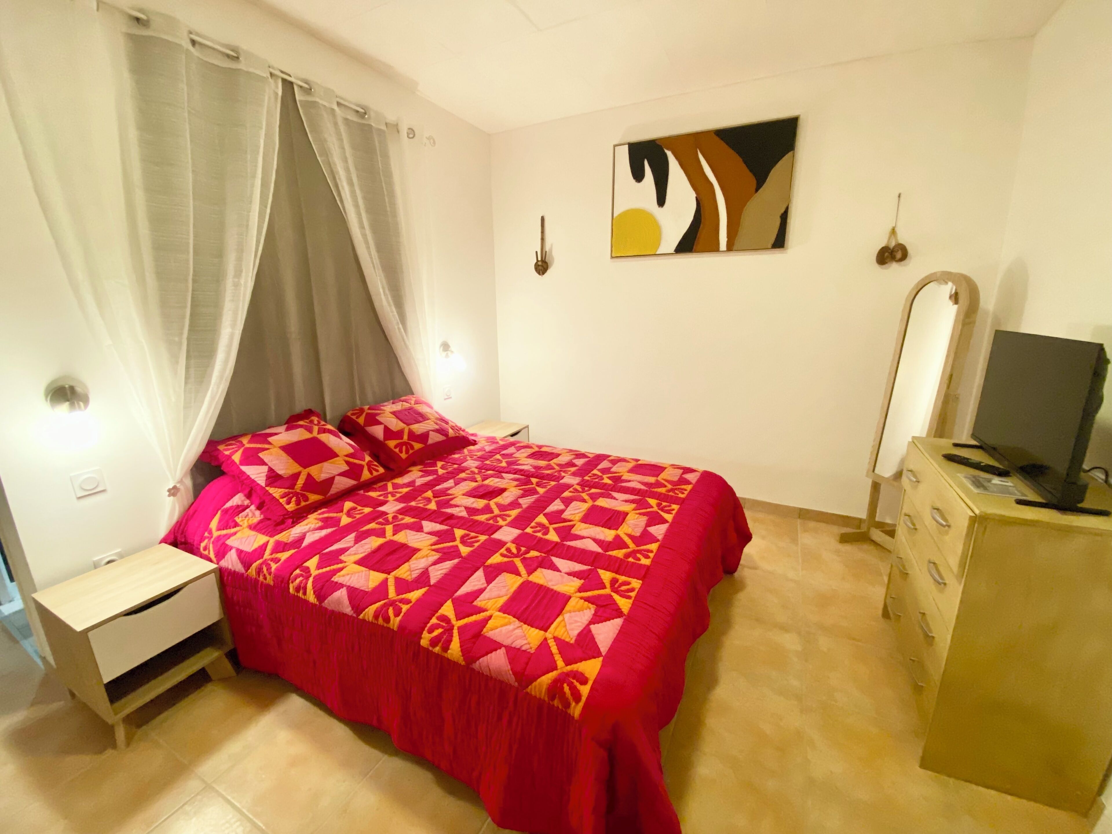 1 bedroom, iron/ironing board, WiFi, bed sheets
