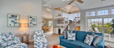 TV, fireplace, DVD player, stereo