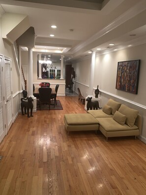 Interior - Bloomingdale Beauty in NW DC 9 blocks from Union Station, near RED LINE/NOMA (Washington)