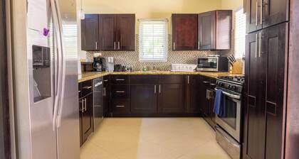 Safe, Serene & Spacious Gated Townhome, Pool