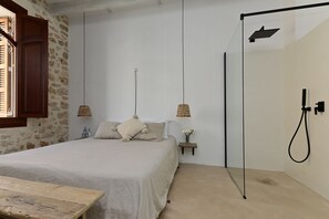Double Room (1) | Premium bedding, down comforters, in-room safe, individually decorated - Boutique Hotel Can Sull (Felanitx)
