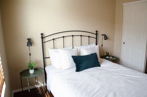 3 Schlafzimmer, Bügeleisen/Bügelbrett, WLAN, Bettwäsche