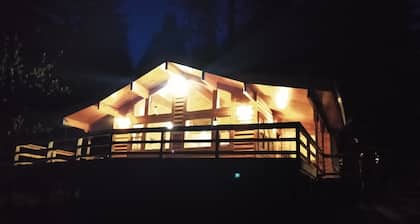 Cozy and comfortable wooded cabin