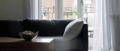 Télévision, chaîne hi-fi