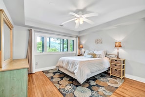 3 camere, una scrivania, Wi-Fi gratuito, lenzuola