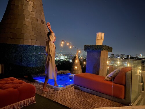 Royal Compound 11 makuuhuonetta 12 1/2 BA 