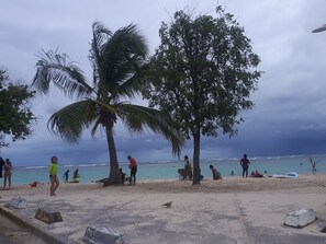 Sun-loungers, beach towels - Charming cozy house type T3---------------------- (sainte-anne en Guadeloupe)