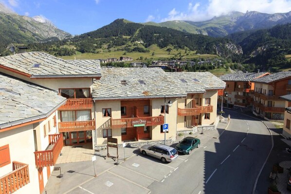 Exterior - Ground floor, terrace, tv, ski locker, 35m², Aussois (Aussois)