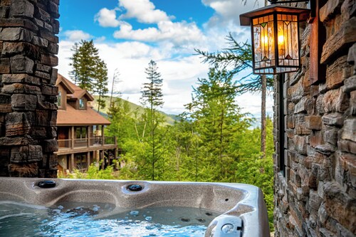 Spectacular Whitefish Mountain Resort home with direct Ski In and Ski Out access out the back door!