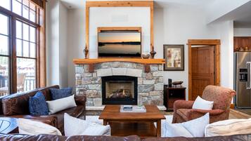 TV, fireplace, DVD player