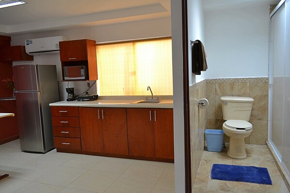 Fridge, microwave, dishwasher