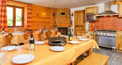 Chalet, balcony, fireplace or stove, parking, tv, ski locker, 260m², Les Menuires