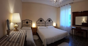 Free WiFi, bed sheets