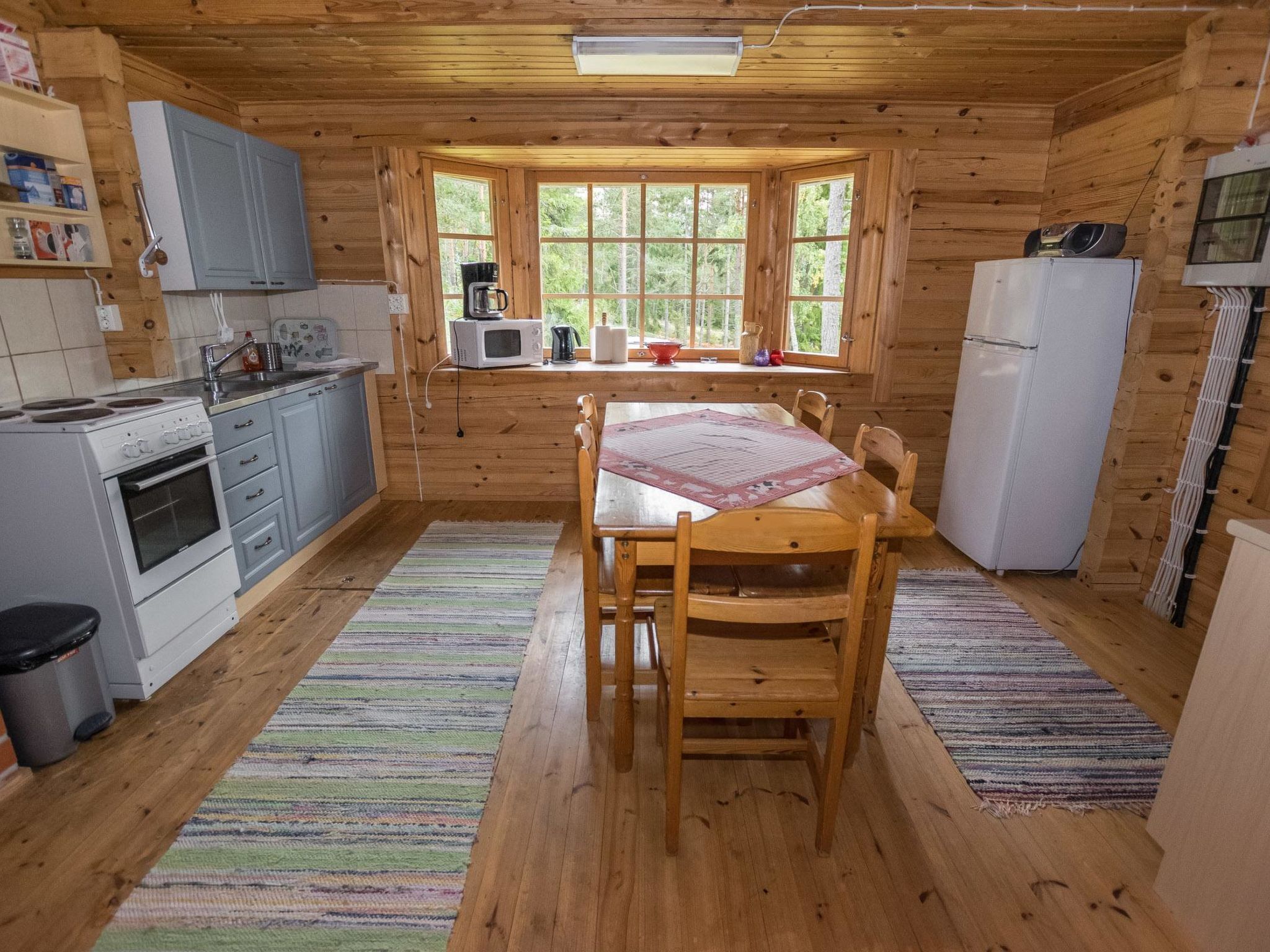 Fridge, microwave, cookware/dishes/utensils