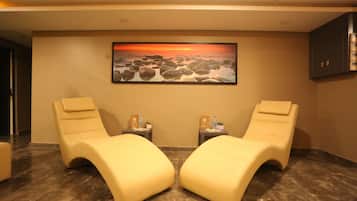 Couples treatment rooms, Turkish bath, aromatherapy, hot stone massages