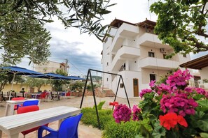 Front of property - Villa Abedini (Ksamil)