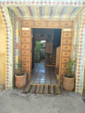 Property entrance - Gite Paradis d'Ait Bouguemez - Hostel (Tabant)