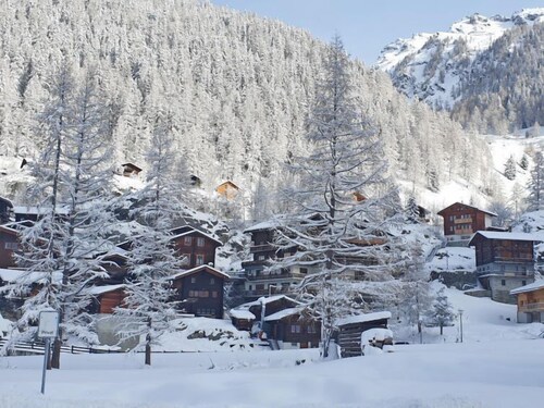 Chalet Eden by Interhome