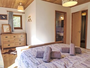 5 chambres, accès Internet