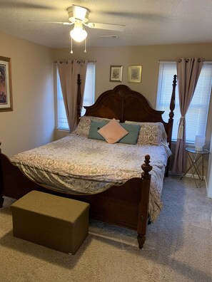 3 bedrooms, in-room safe, blackout drapes, iron/ironing board