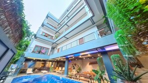Exterior - Faraway Suites - Hostel (Vang Vieng)