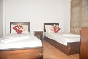 Free WiFi - The Secret Haven (Trincomalee)