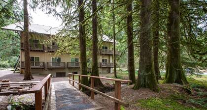 Snowline Lodge Condo # 46 - Suuri hiihtäjille ja retkeilijöille pienellä budjetilla! Nyt on WIFI