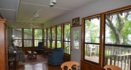 One-of-a-Kind Caddo Lake Retreat with Spectacular Waterfront Views