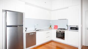 Fridge, microwave, oven, dishwasher