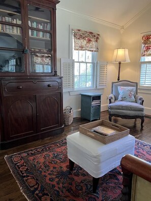 Interior - Historic Bonny Cottage in downtown Beaufort SC (Beaufort)