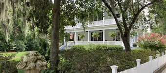 Historic Bonny Cottage in downtown Beaufort SC
