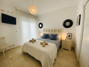 2 bedrooms, desk, iron/ironing board, travel cot