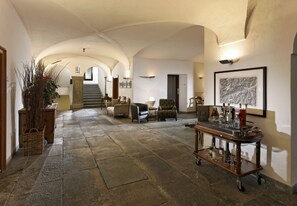 Interior entrance - Hotel Bodenhaus (Rheinwald)