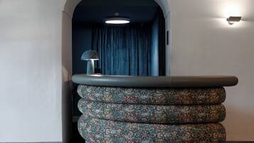 Pintu masuk interior