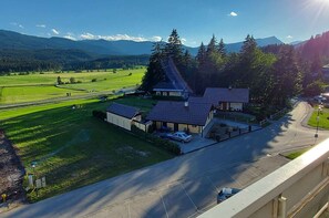 Property grounds - Holiday apartment with wi-fi and satellite TV (Bad Mitterndorf)