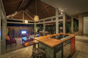 Game room - 3 Bedroom Seminyak Private Pool Villa (North Kuta)