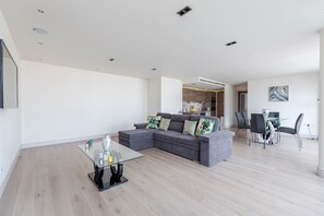 Apartment, 3 Bedrooms, Terrace | Living area | Flat-screen TV - Chelsea Apartment (London)
