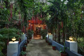 Body treatments, aromatherapy, deep-tissue massages, Swedish massages - Gokulam Grand Resort and Spa Coorg (Somvarpet)